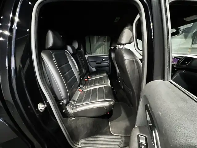 Volkswagen Amarok view 11