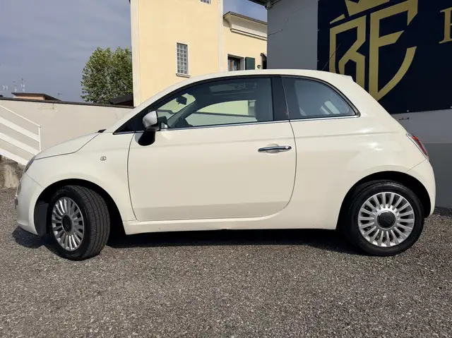 Fiat 500 view 3