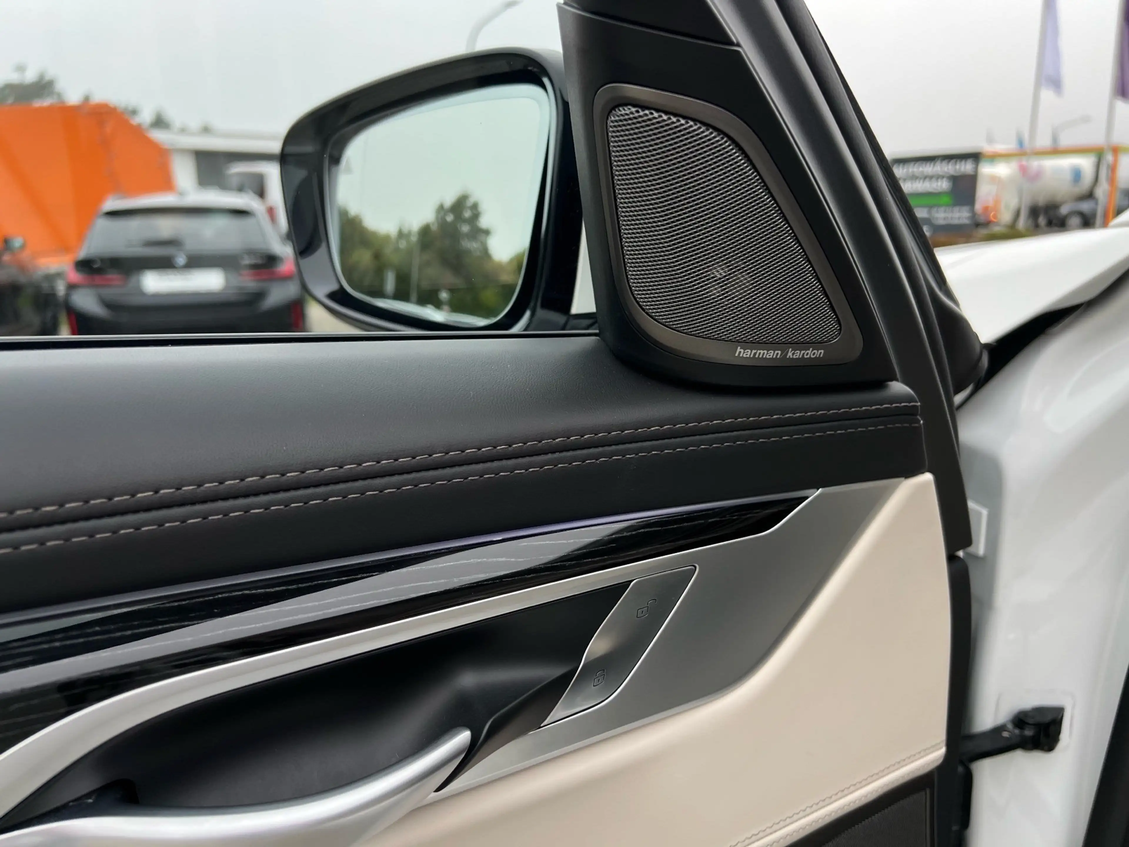 BMW 760 M760Li xDrive Gestiksteuerung Head-Up Shz H&K — photo 18