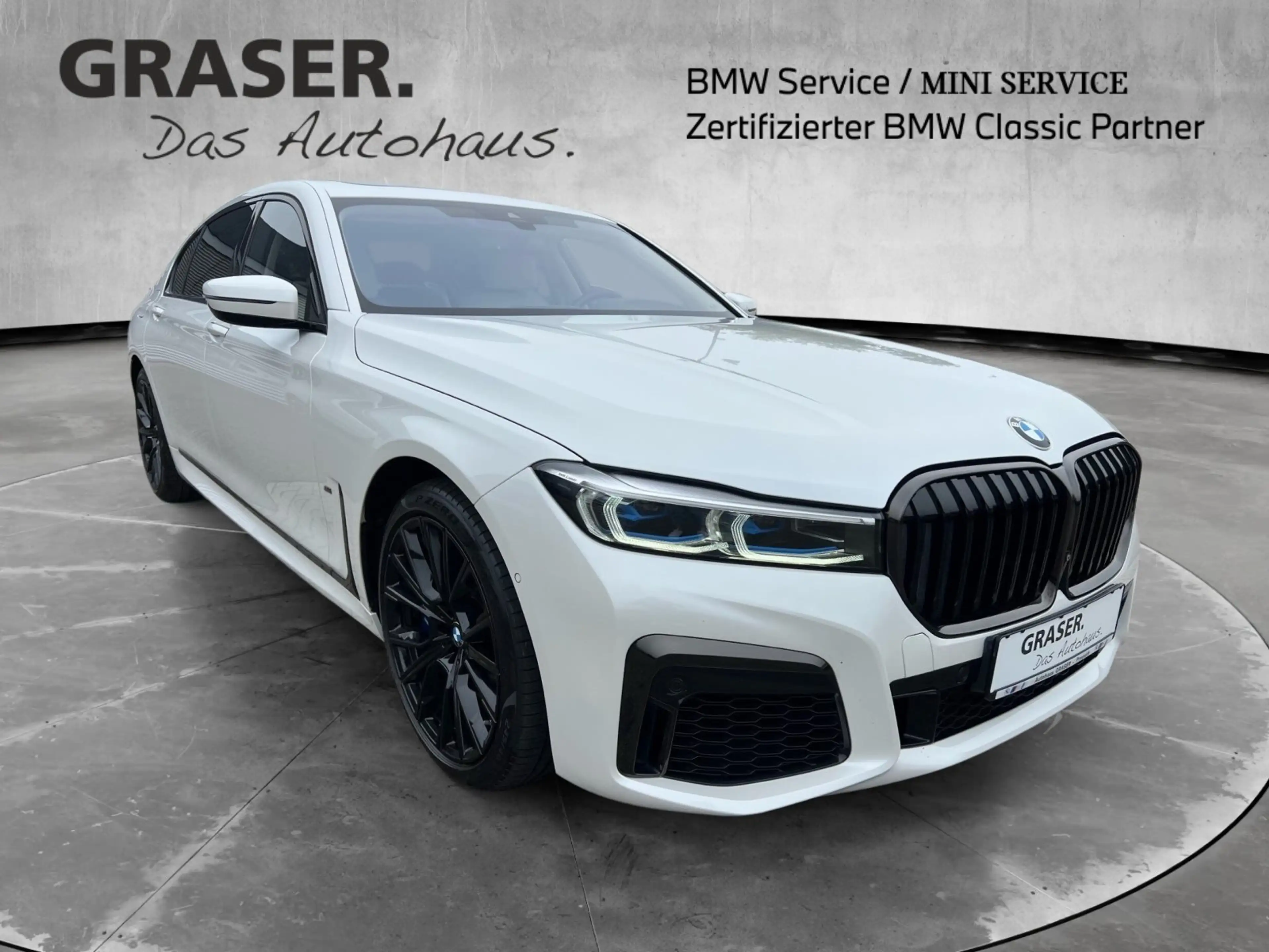 BMW 760 M760Li xDrive Gestiksteuerung Head-Up Shz H&K — photo 9