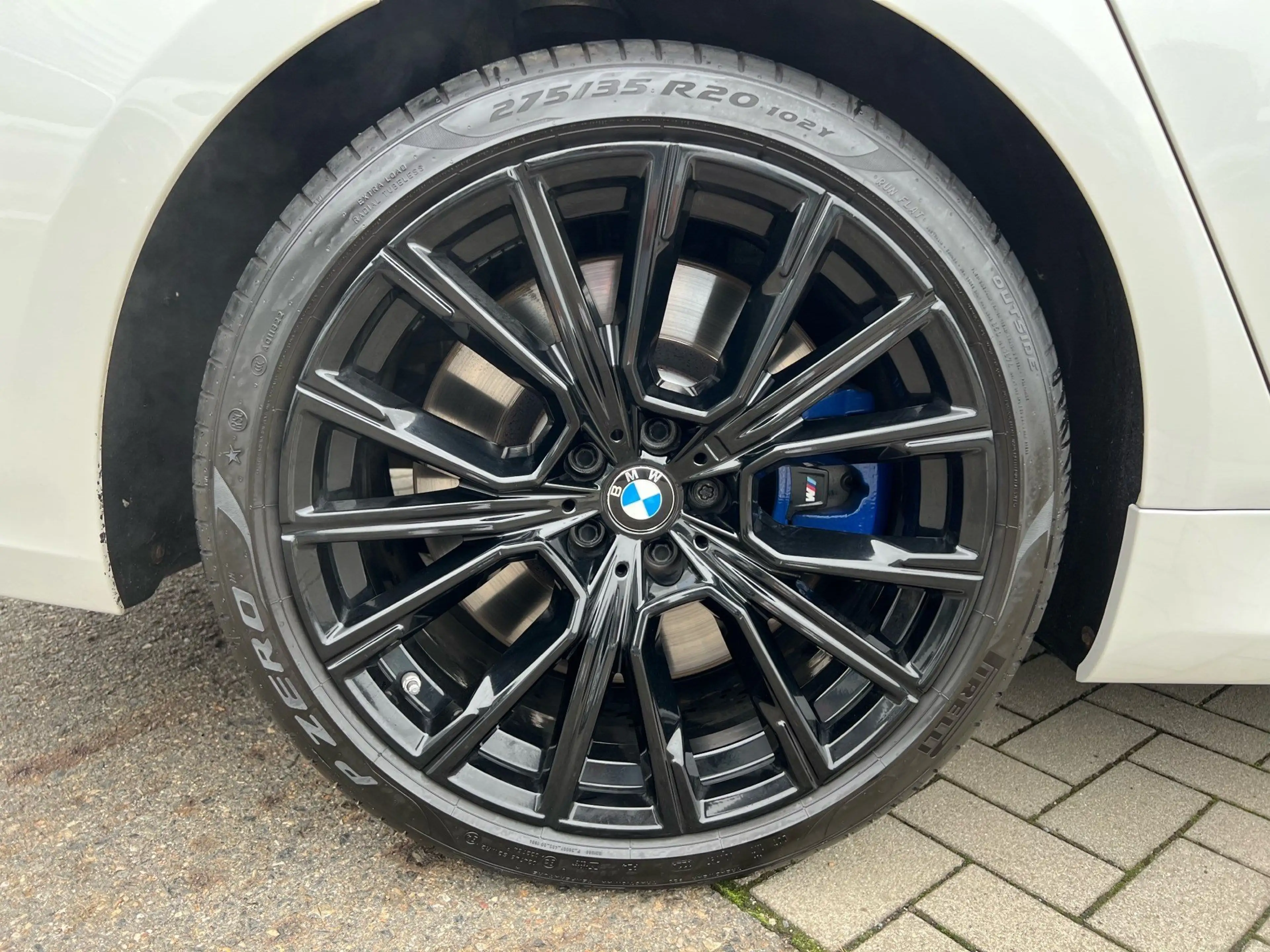 BMW 760 M760Li xDrive Gestiksteuerung Head-Up Shz H&K — photo 41