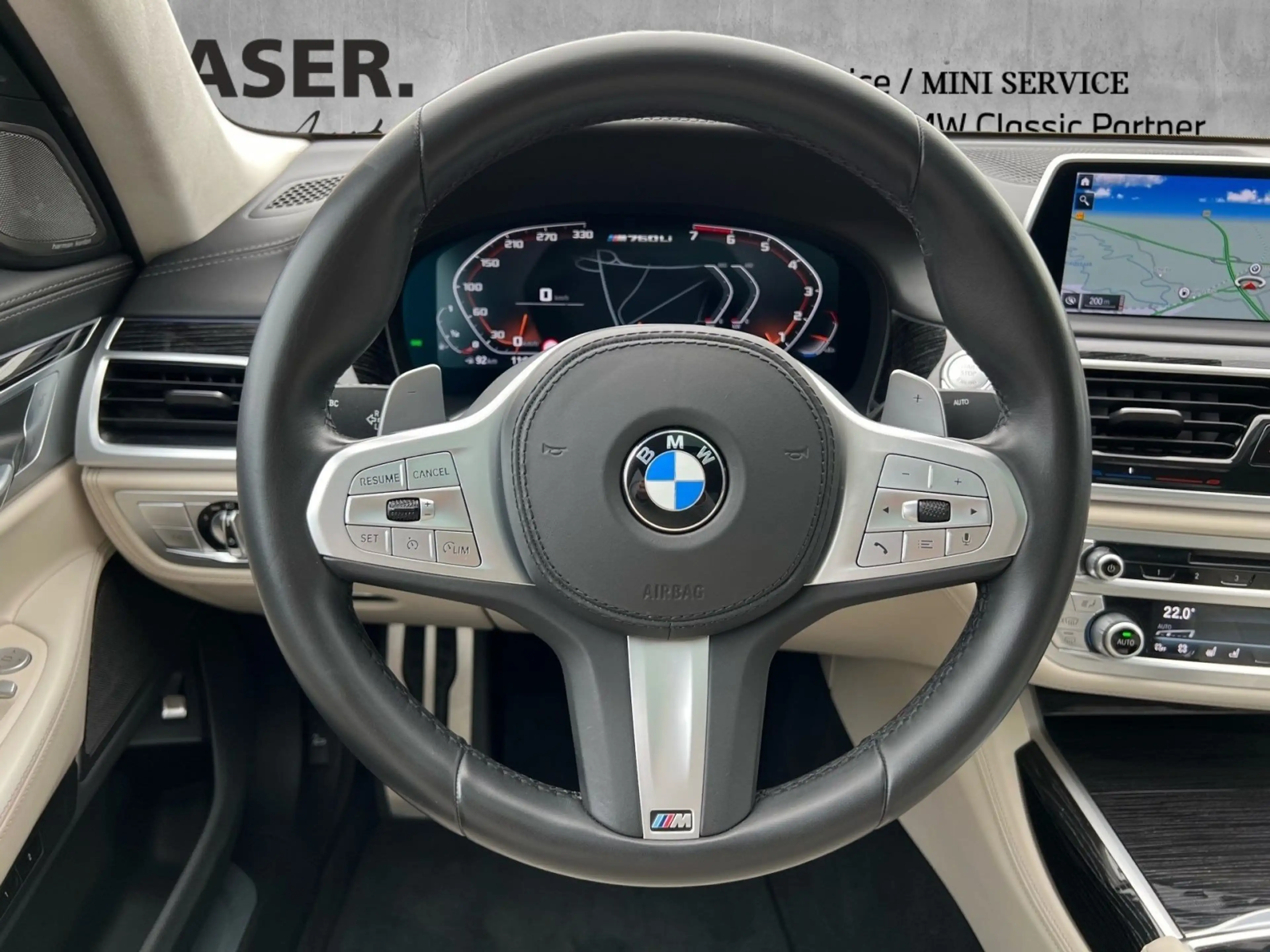 BMW 760 M760Li xDrive Gestiksteuerung Head-Up Shz H&K — photo 11
