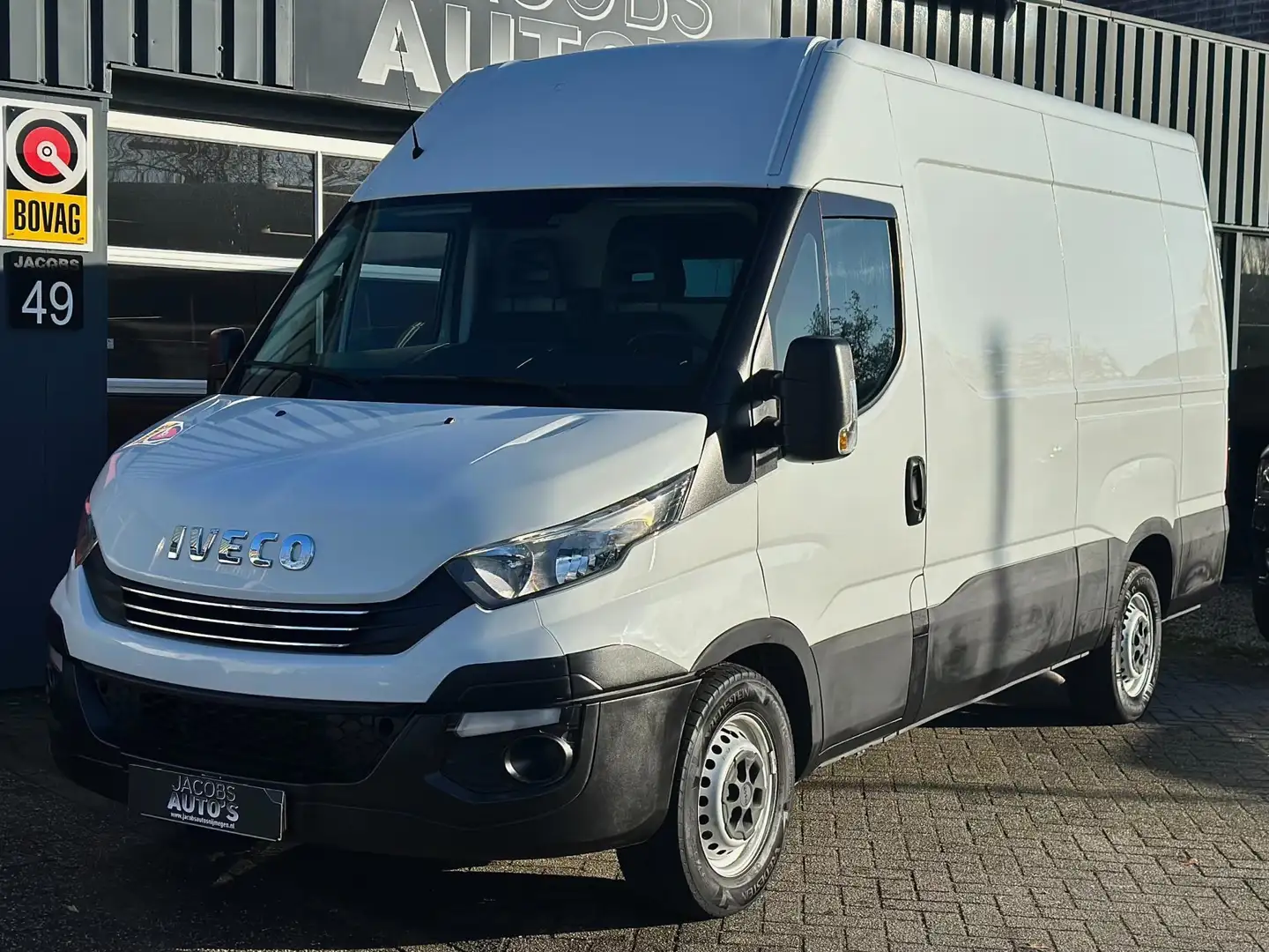 Iveco Daily 35S16V 2.3 352 H2L3 Automaat Wit - 2