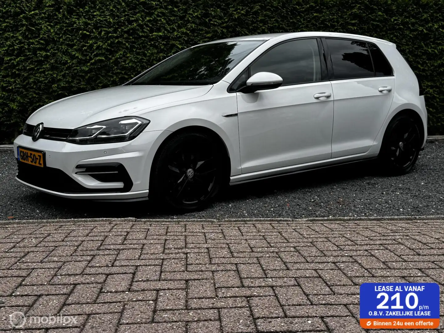 Volkswagen Golf 1.4 TSI DSG R LINE NAVI/LED/XENON/PDC/PDC Wit - 1