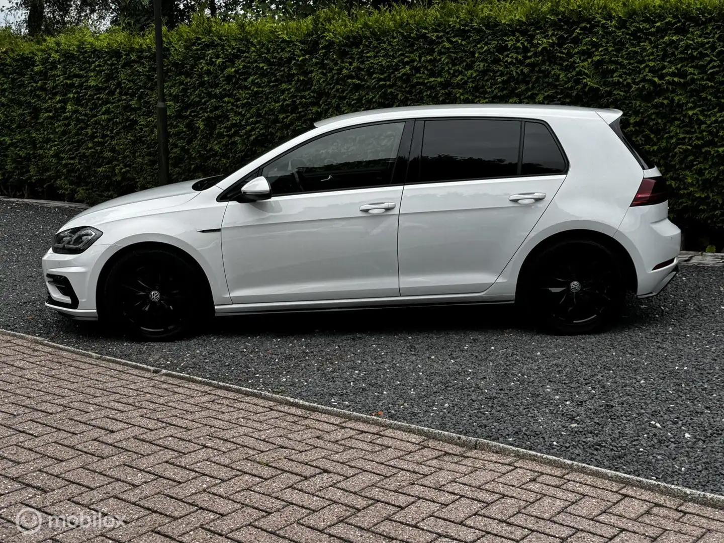 Volkswagen Golf 1.4 TSI DSG R LINE NAVI/LED/XENON/PDC/PDC Wit - 2