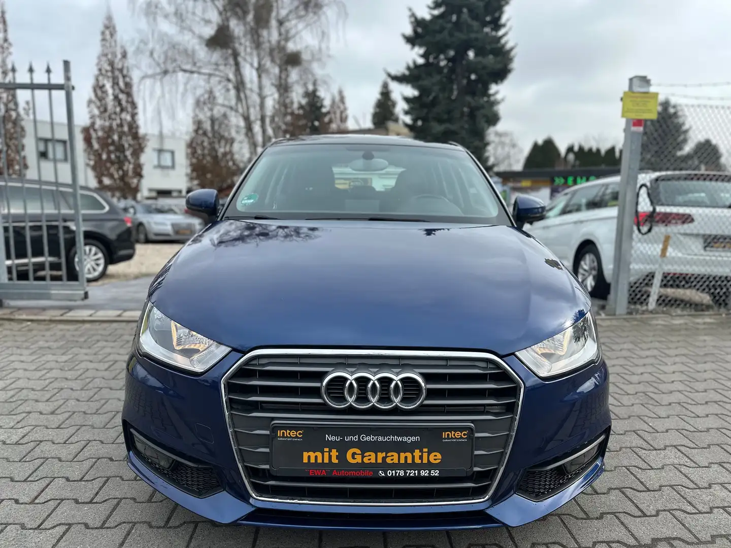 Audi A1 sport,30.TKM,AUTOMATIK,NAVI,KEYLESS-GO,SHZ,S-LINE! Blau - 2