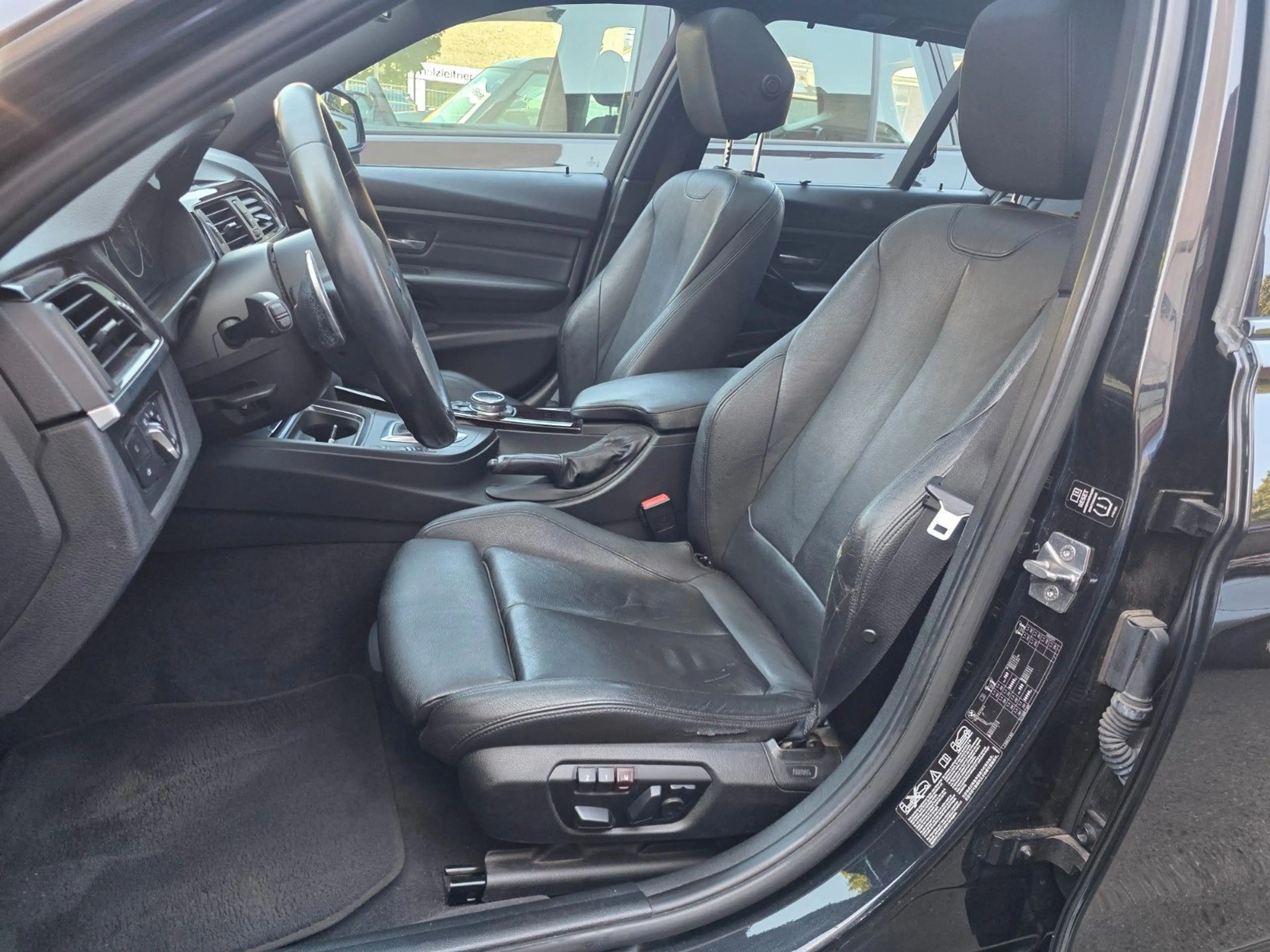 BMW 335 d xDrive M Sport Pano-HeadUp-360cam-Xenon — photo 7