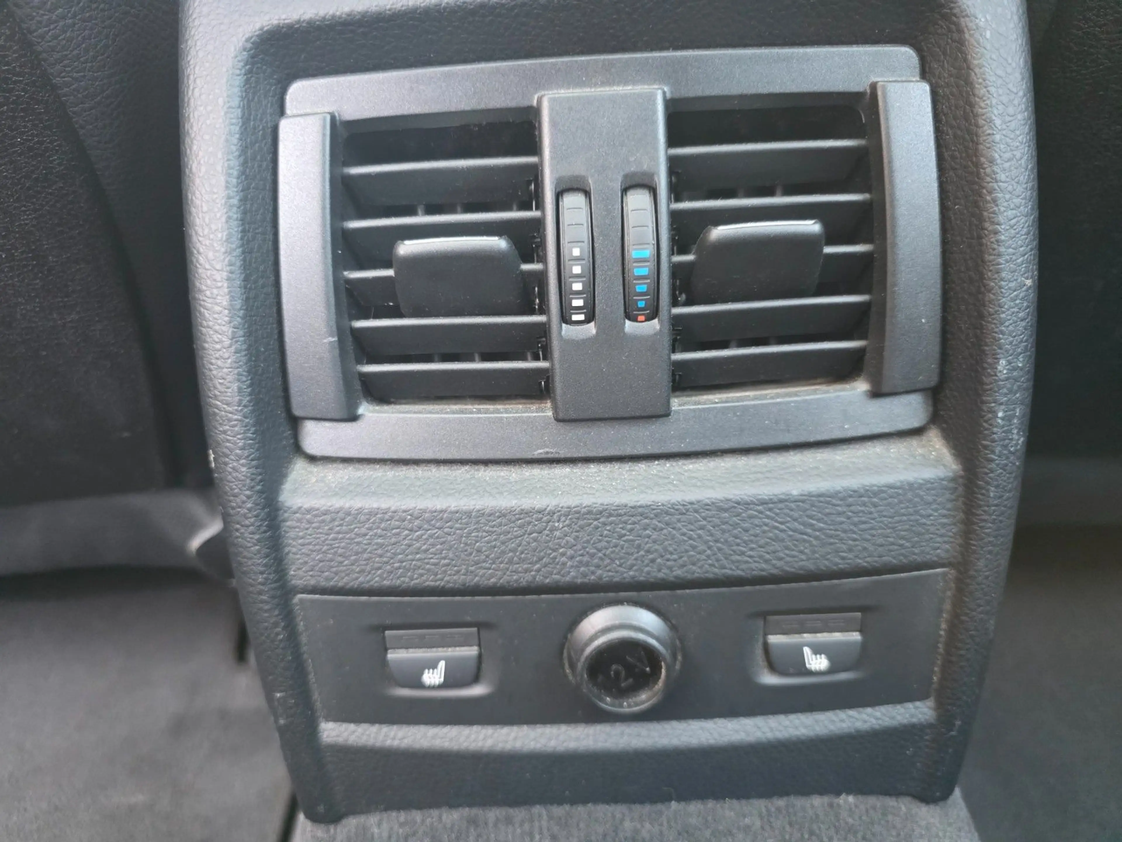 BMW 335 d xDrive M Sport Pano-HeadUp-360cam-Xenon — photo 13