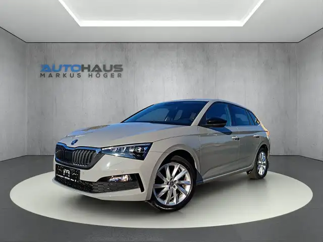 Skoda Scala 1.5 16V TSI ACT DSG+Dynamic Paket+PDC vo+hi+KAMERA