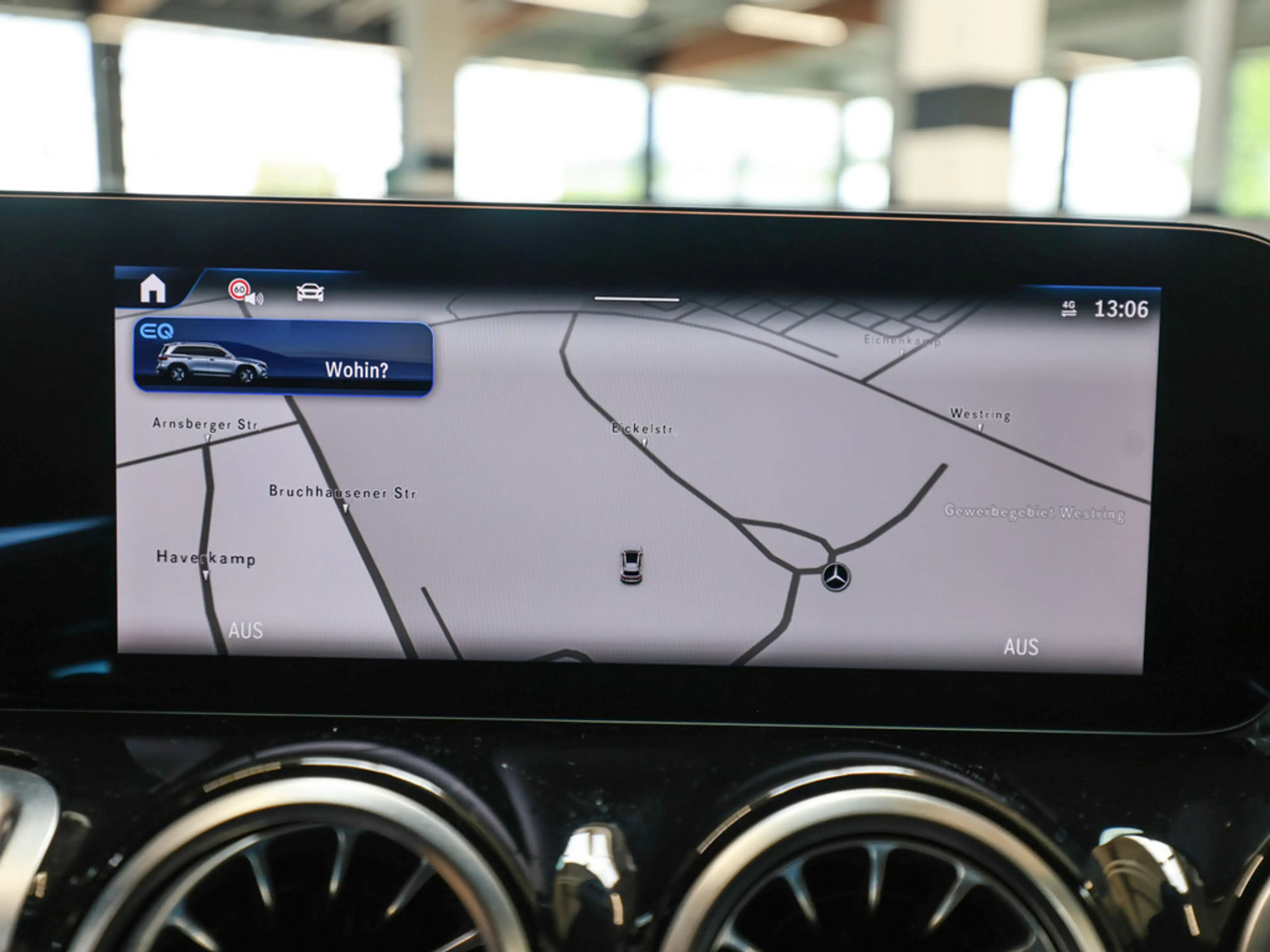 Mercedes-Benz EQB 250 + AMG Sport Advanced LED NAVI KAMERA — photo 15