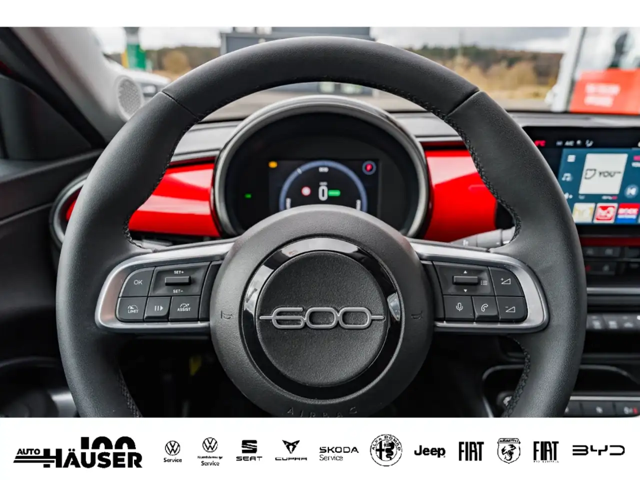Fiat 600 RED 54 kWh TEMPOMAT LED APPLE ANDROID 18
