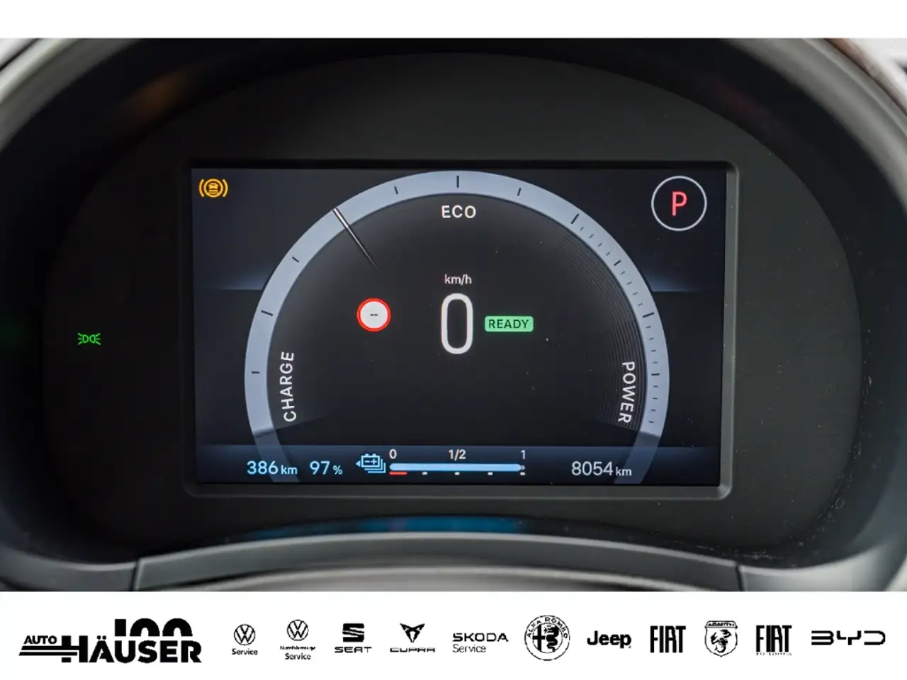 Fiat 600 RED 54 kWh TEMPOMAT LED APPLE ANDROID 19