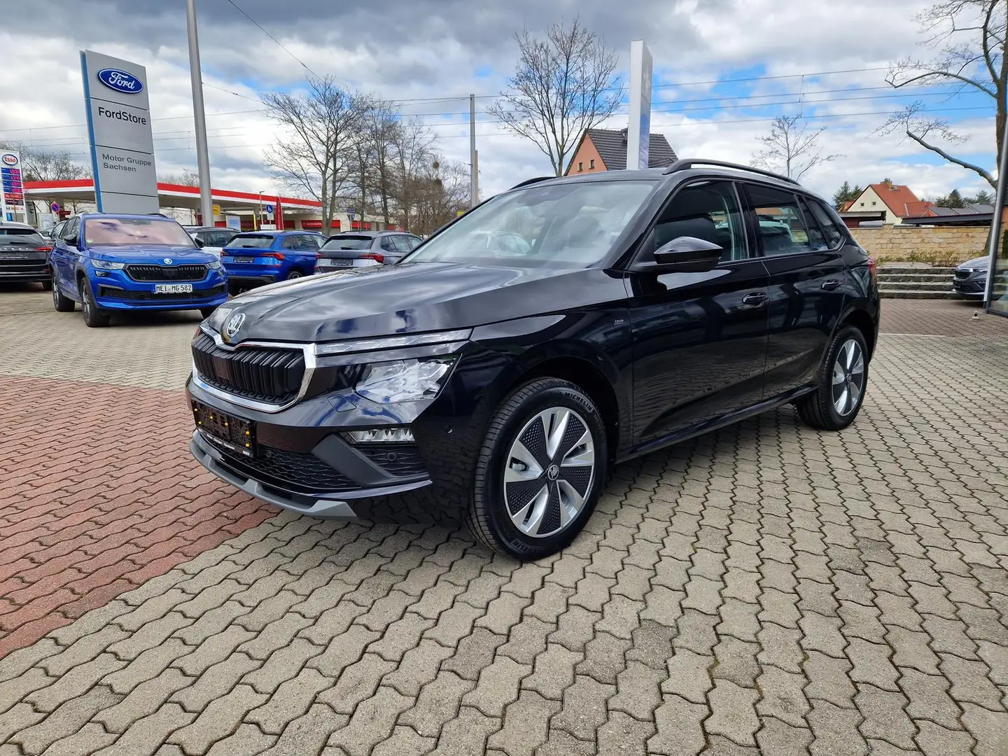 Skoda Kamiq 1.0 TSI Tour #ACC #AHK Schwarz - 2