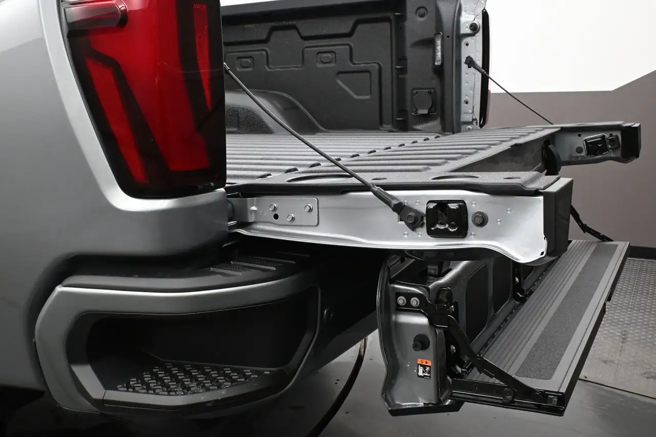GMC Sierra 2500HD снимка GMC Sierra 2500HD