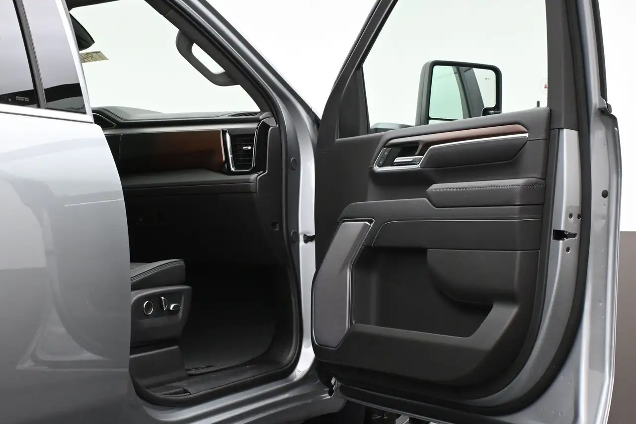 GMC Sierra 2500HD снимка GMC Sierra 2500HD