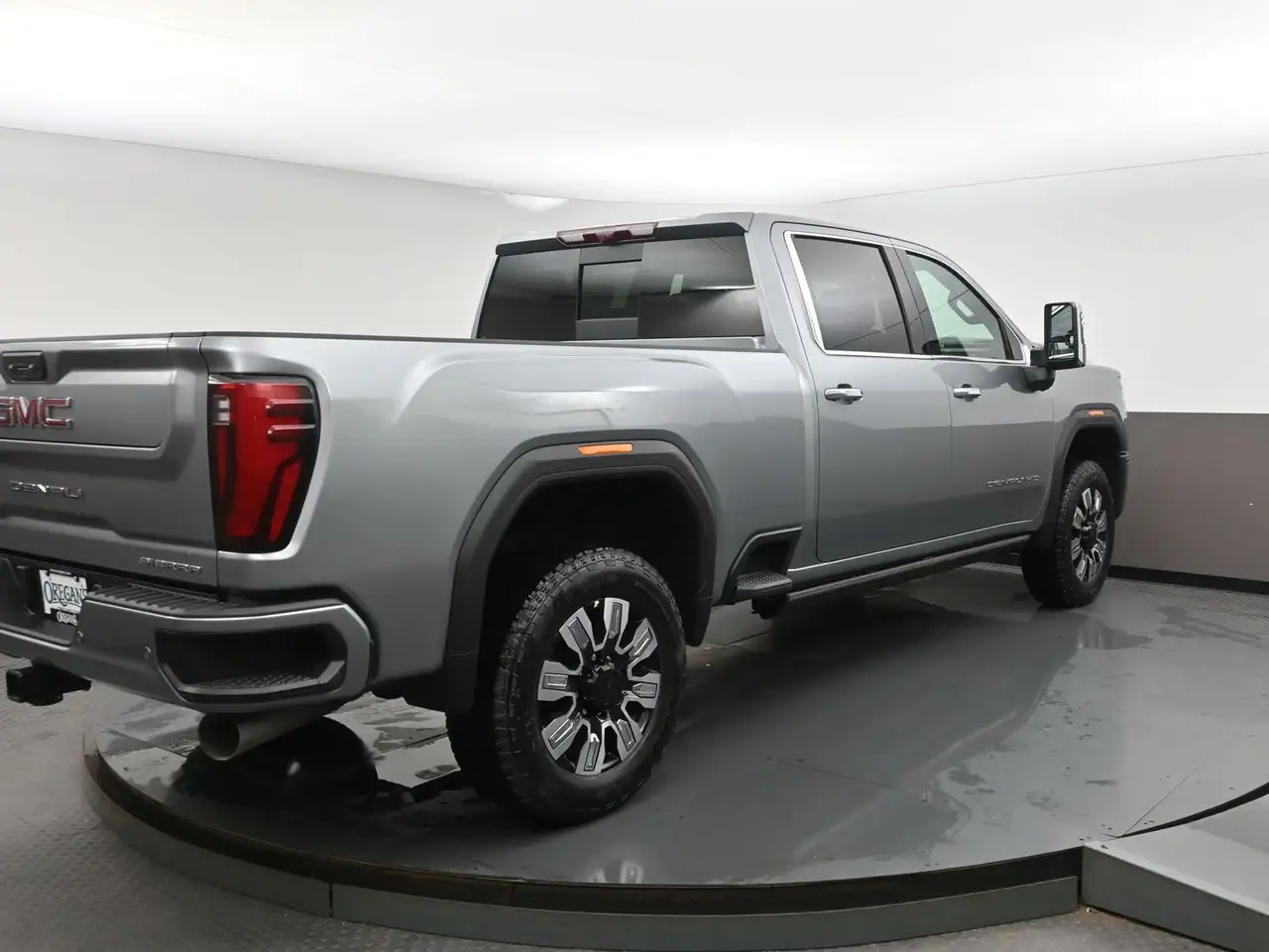 GMC Sierra 2500HD снимка GMC Sierra 2500HD