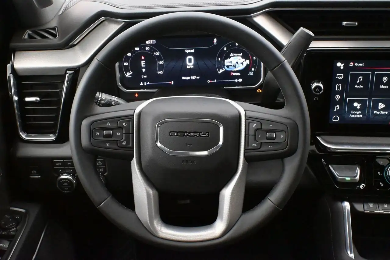 GMC Sierra 2500HD снимка GMC Sierra 2500HD