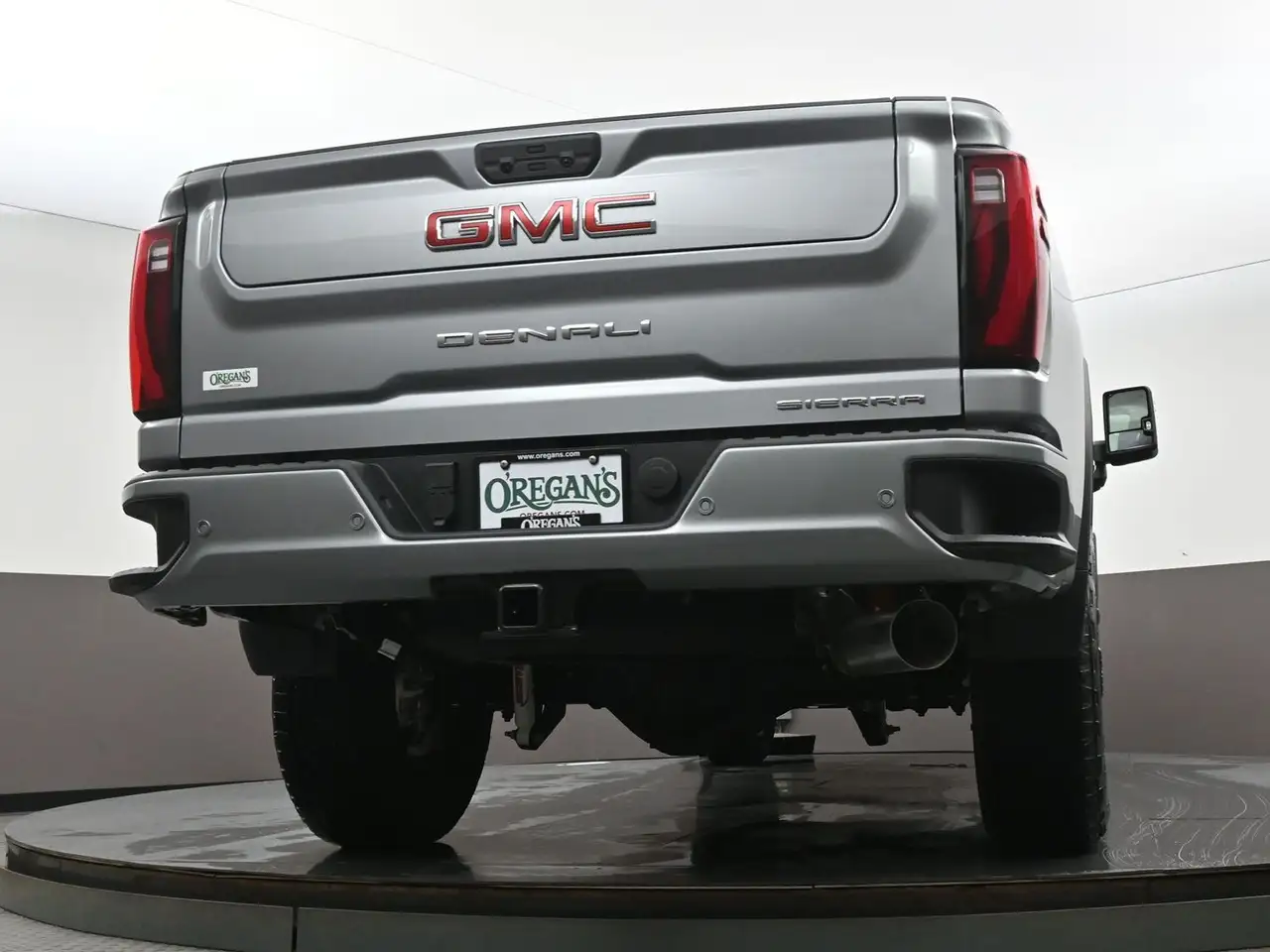 GMC Sierra 2500HD снимка GMC Sierra 2500HD