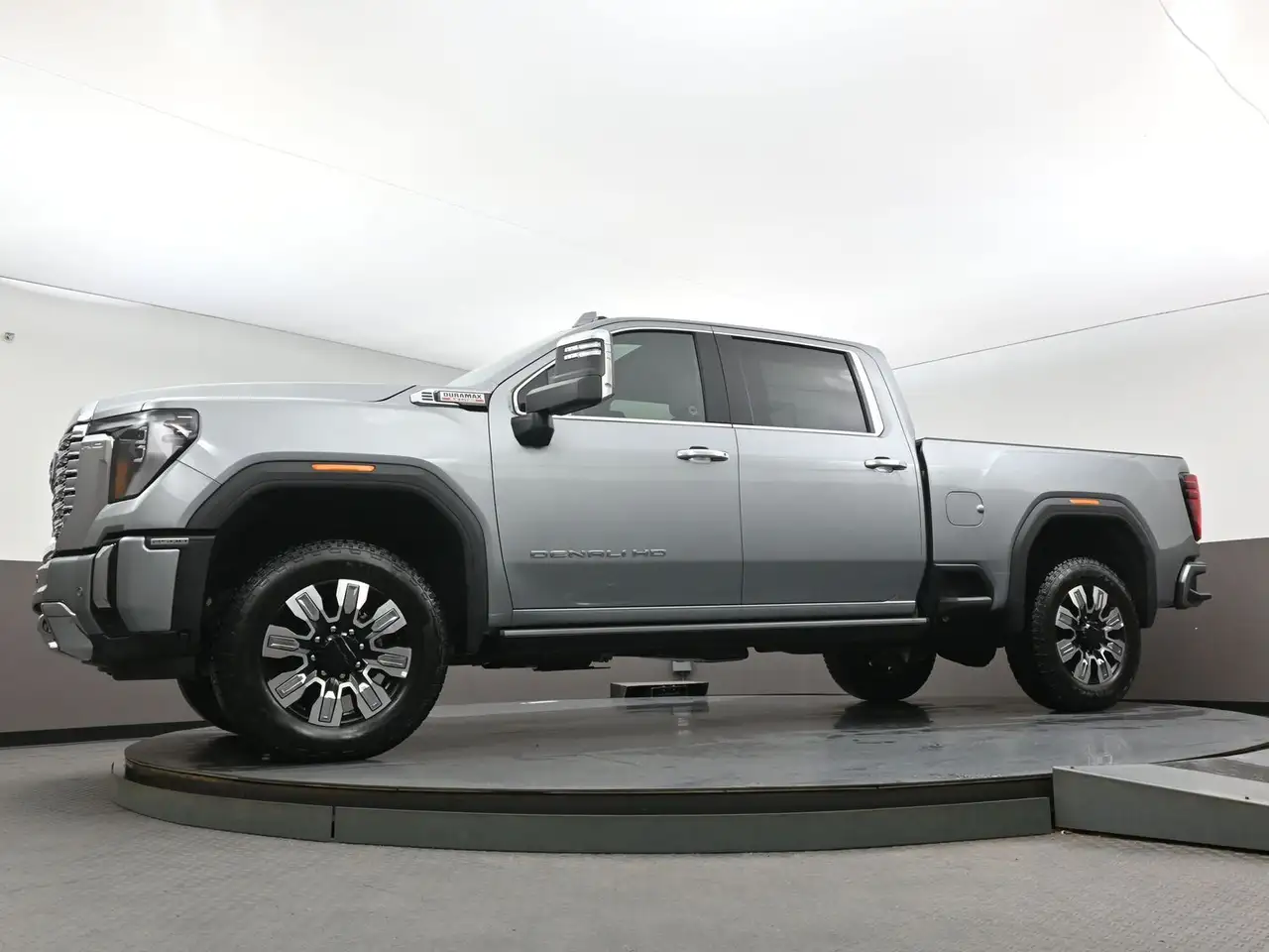 GMC Sierra 2500HD снимка GMC Sierra 2500HD