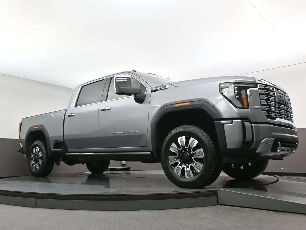 GMC Sierra 2500HD снимка GMC Sierra 2500HD