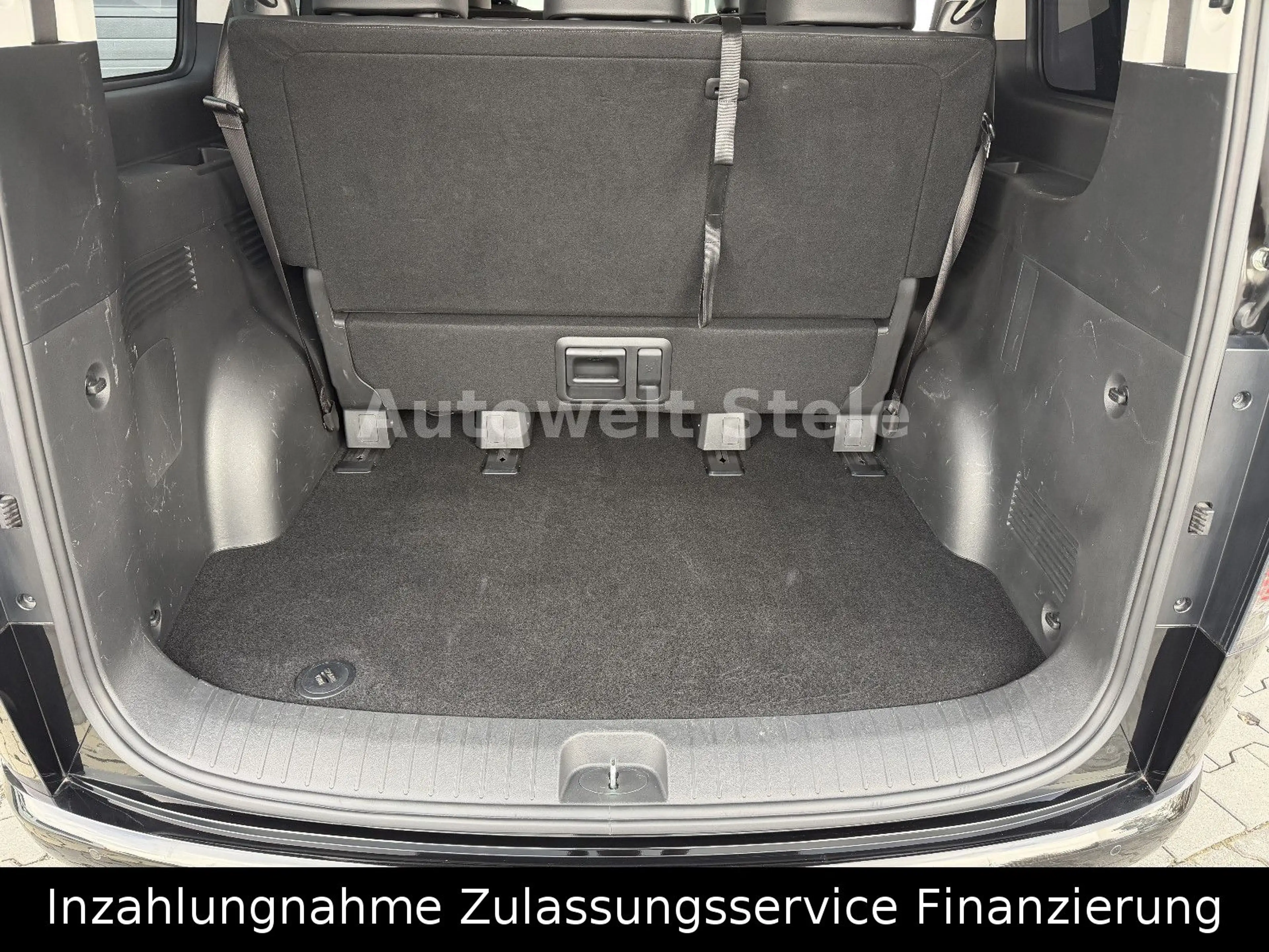 Hyundai STARIA Prime Hybrid 2WD Voll Navi Leder Kamera — photo 13