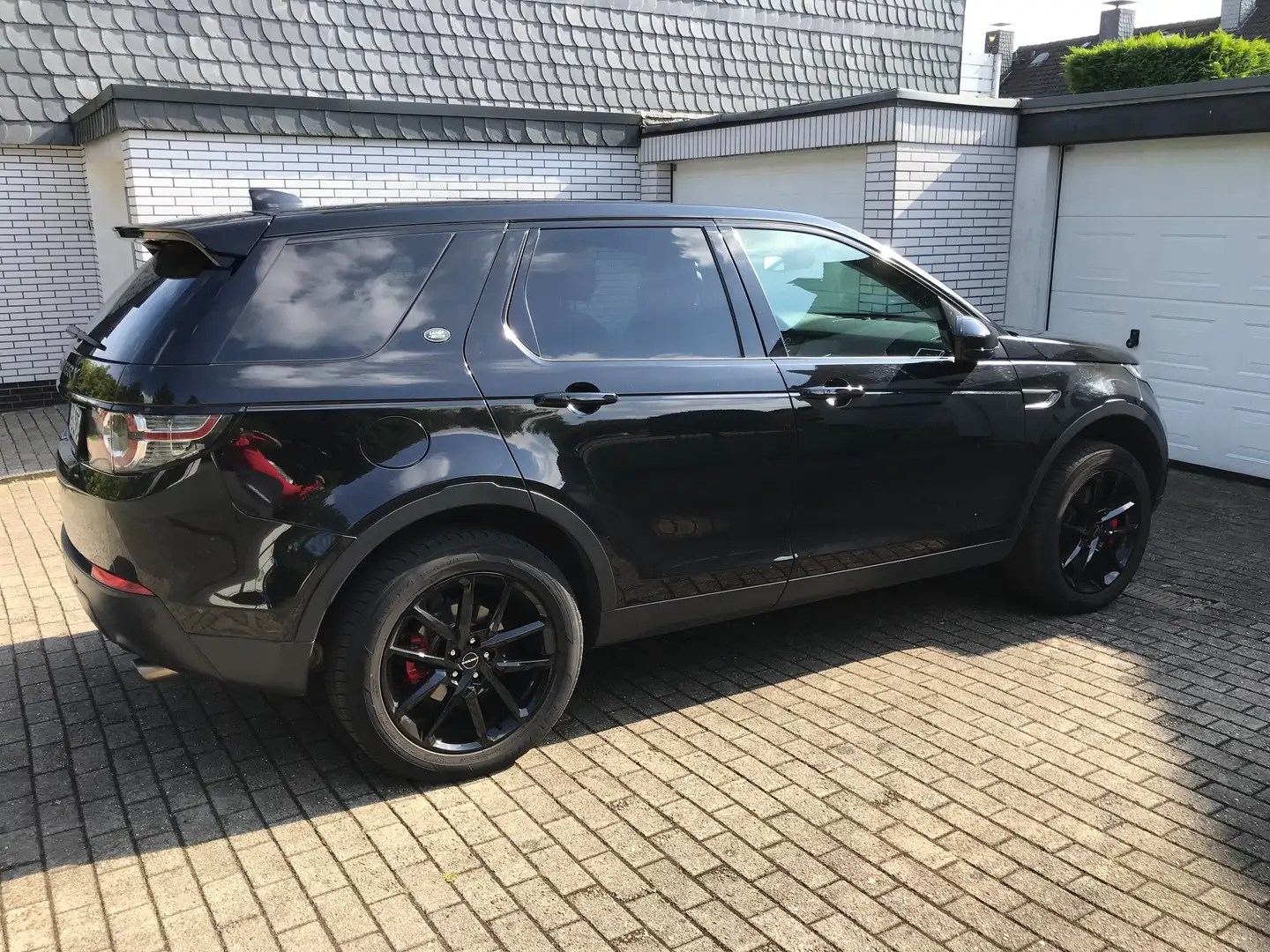Land Rover Discovery Sport Discovery Sport SD4 HSE Schwarz - 2