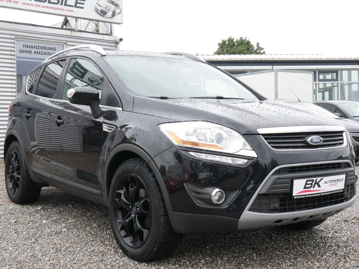 Ford Kuga Automatik Allrad Scheckheft Tempo Sitzheiz. Klima Noir - 1