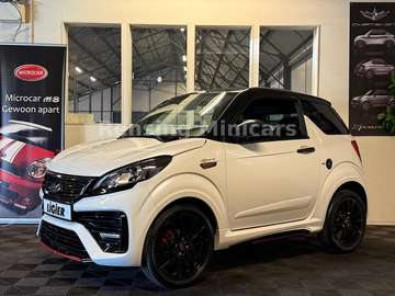 JS50 Sport 2023 Apple Carplay Mopedauto Microcar