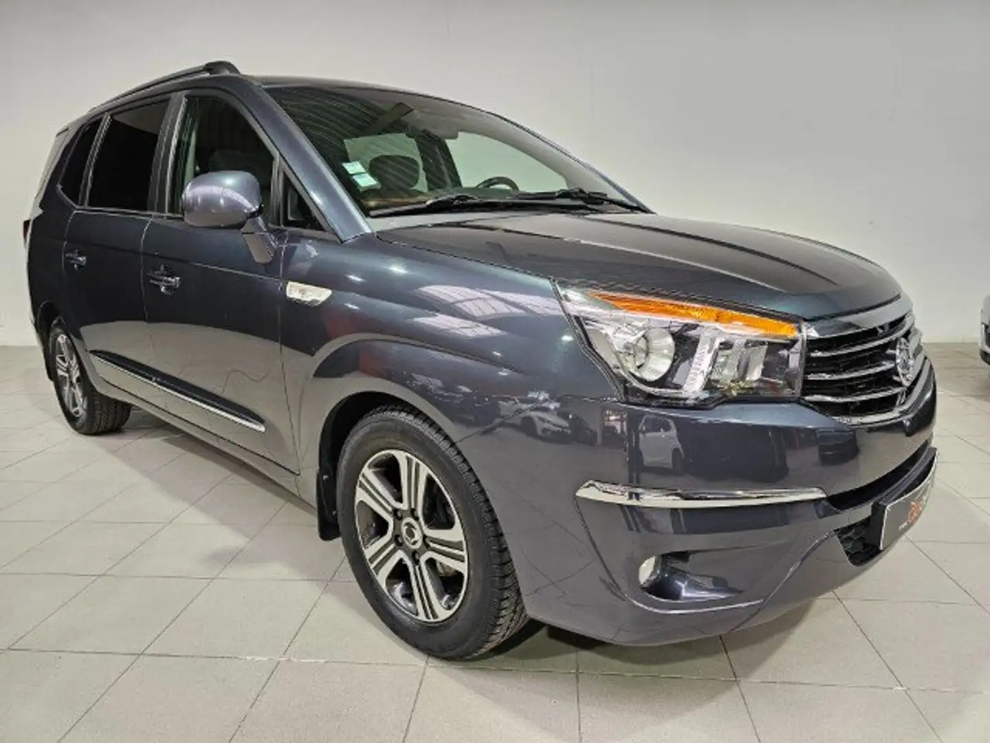 SsangYong Rodius Rodius 2.2 2WD Lichte vracht Gris - 2