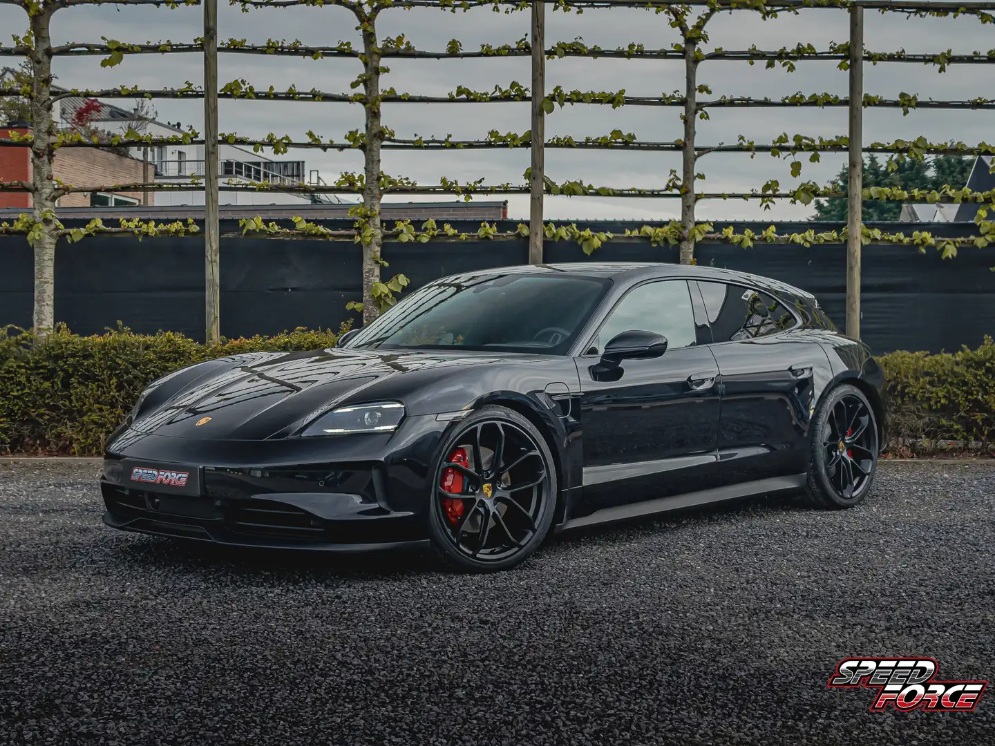 Porsche Taycan Sport Turismo Facelift | Luchtvering | Bose | ... Noir - 1