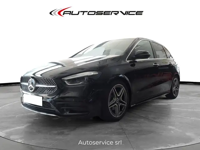 Mercedes-Benz B 180