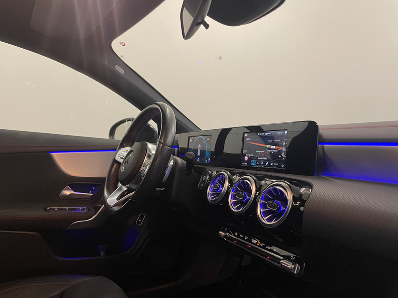 Mercedes-Benz CLA 180 CLA 180 AMG Line — photo 7