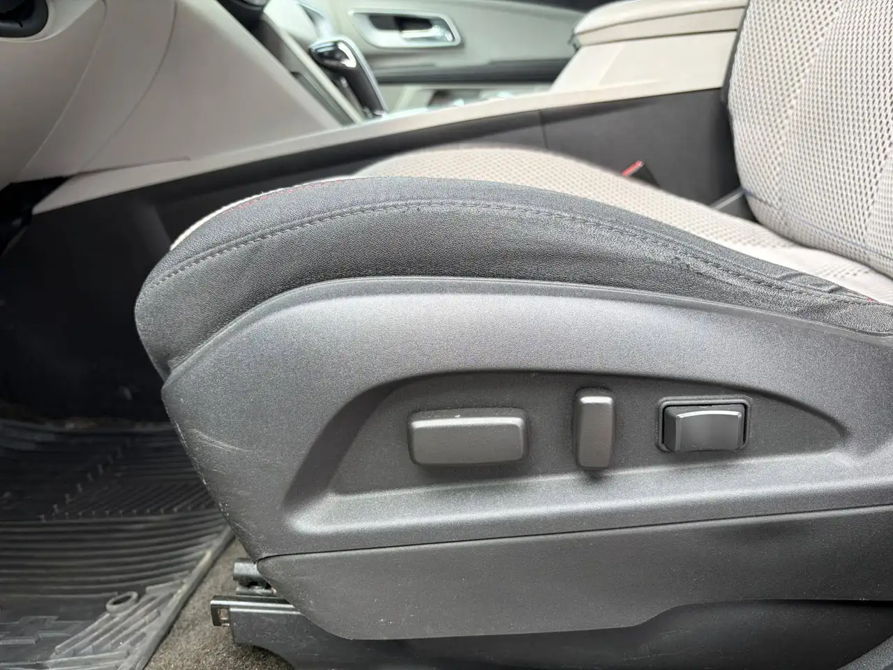 Chevrolet Equinox снимка Chevrolet Equinox
