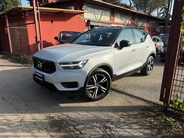Volvo XC40 XC40 T3 Geartronic R-design