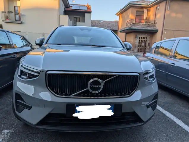 Volvo XC40 2.0 b3 Essential auto