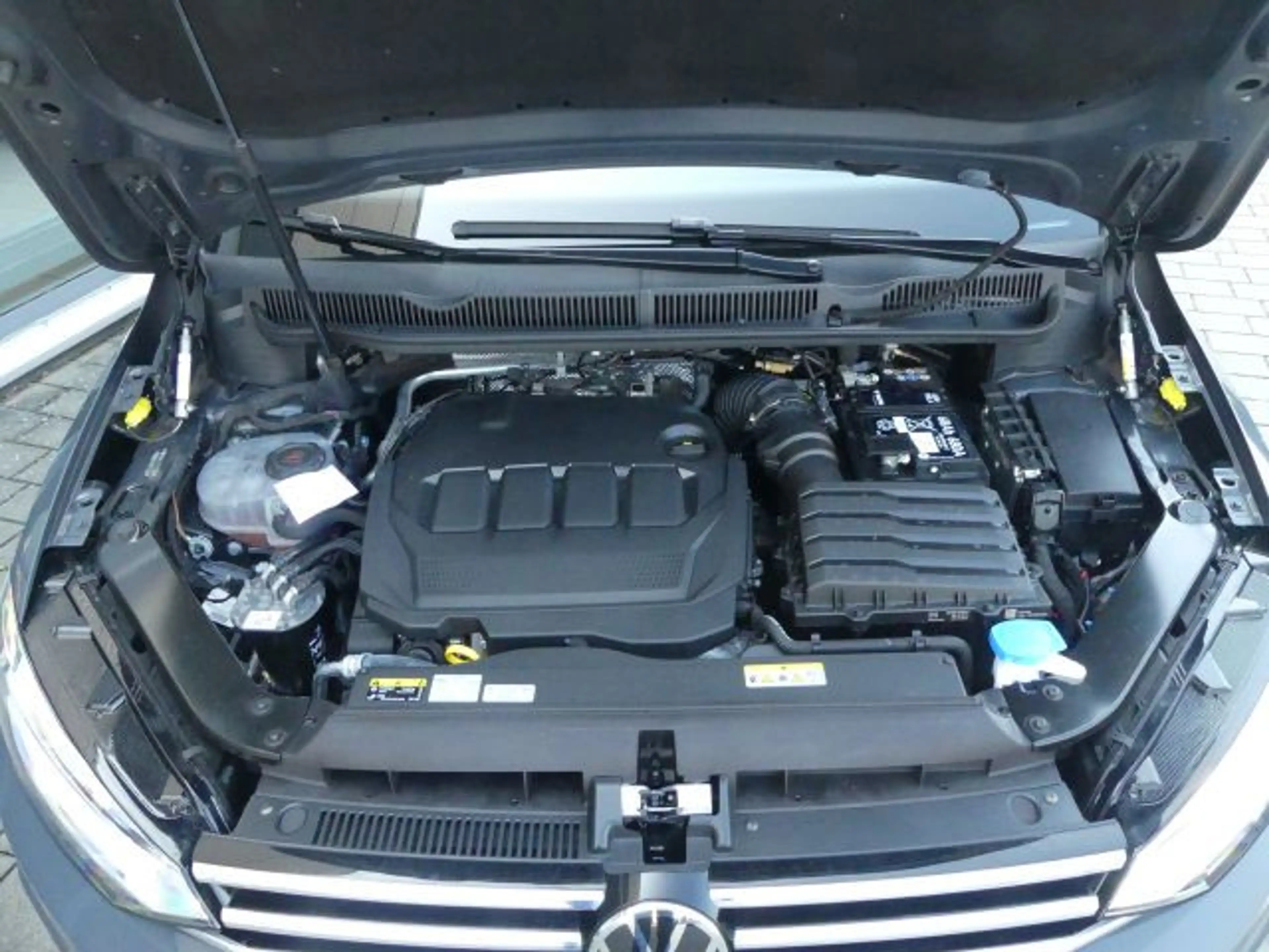 Volkswagen Touran 2.0 TDI Comf.line°ACC°AHK°Rfcam°Winterpak — photo 5