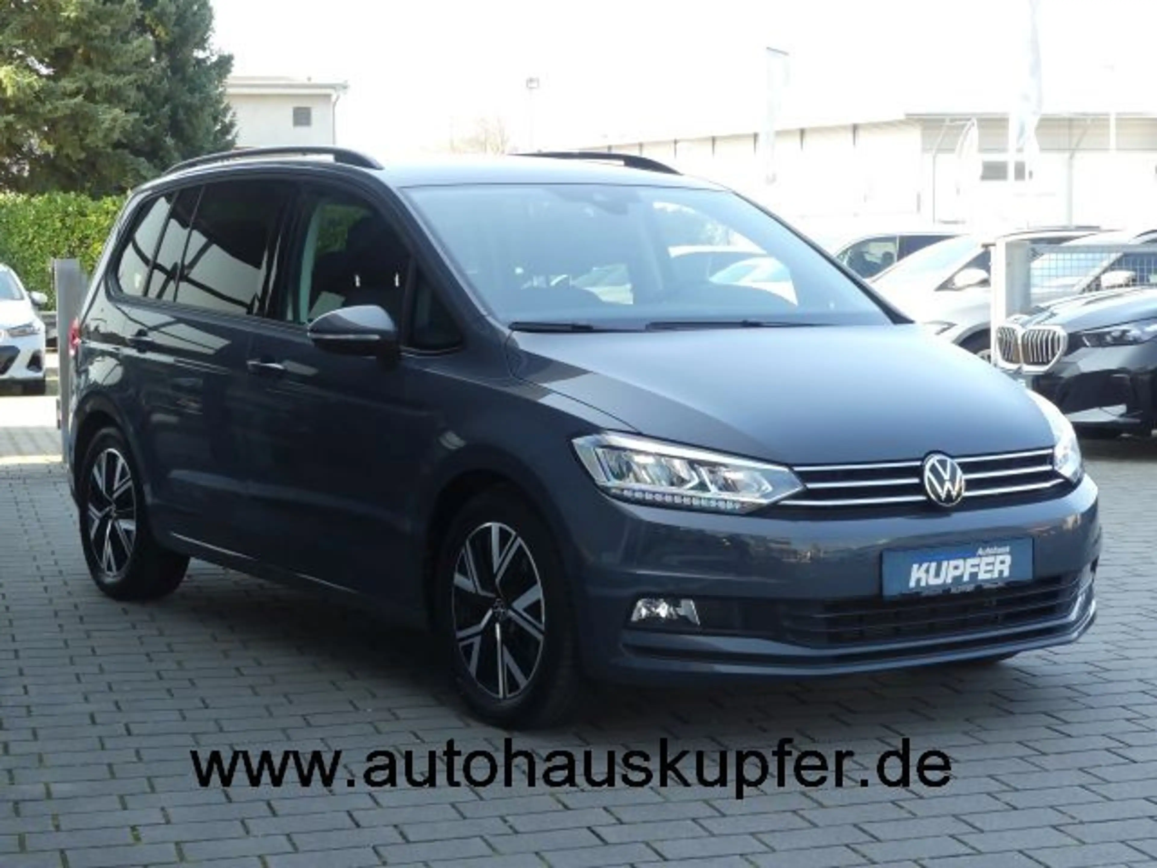 Volkswagen Touran 2.0 TDI Comf.line°ACC°AHK°Rfcam°Winterpak — photo 3