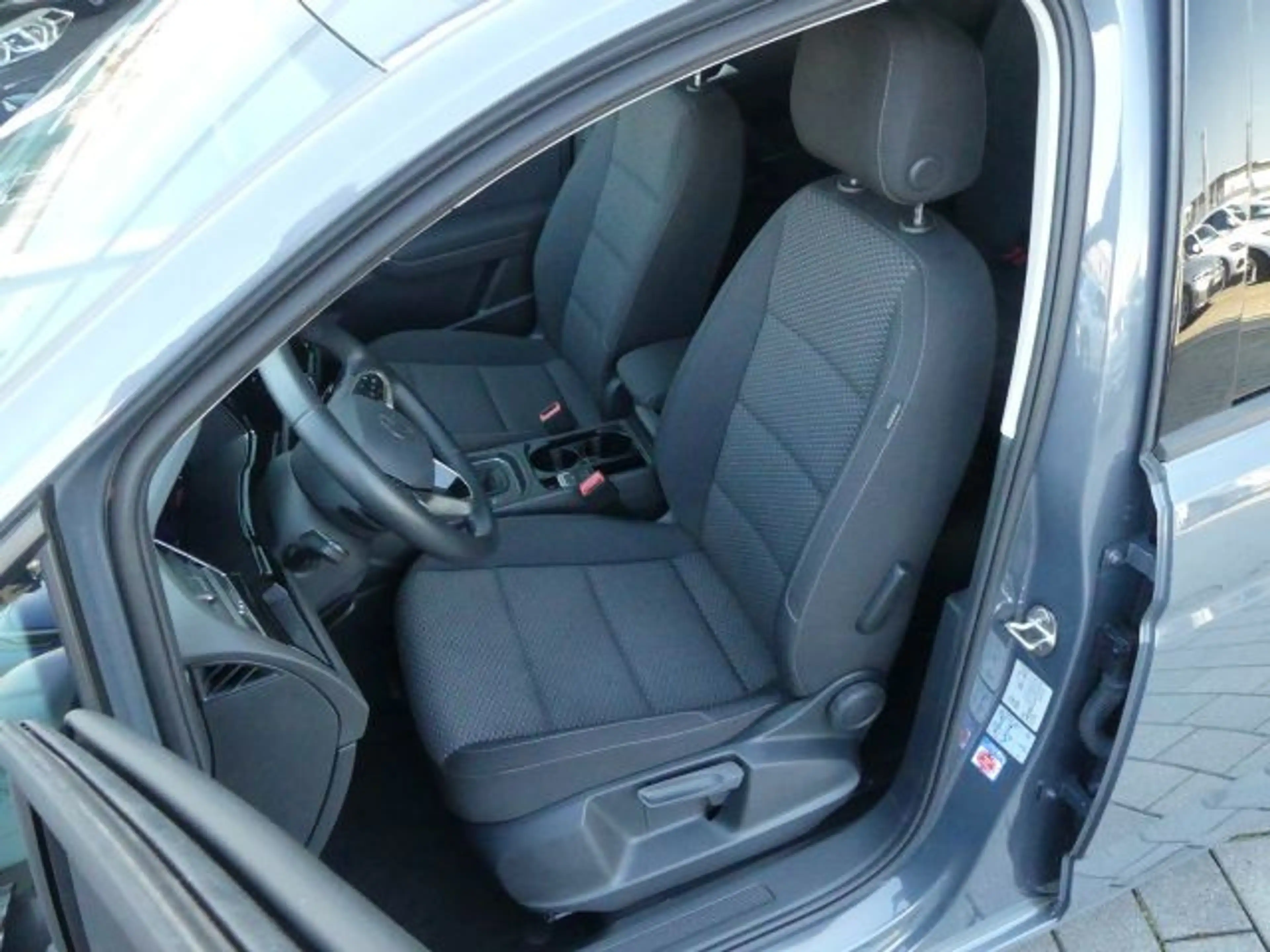 Volkswagen Touran 2.0 TDI Comf.line°ACC°AHK°Rfcam°Winterpak — photo 10