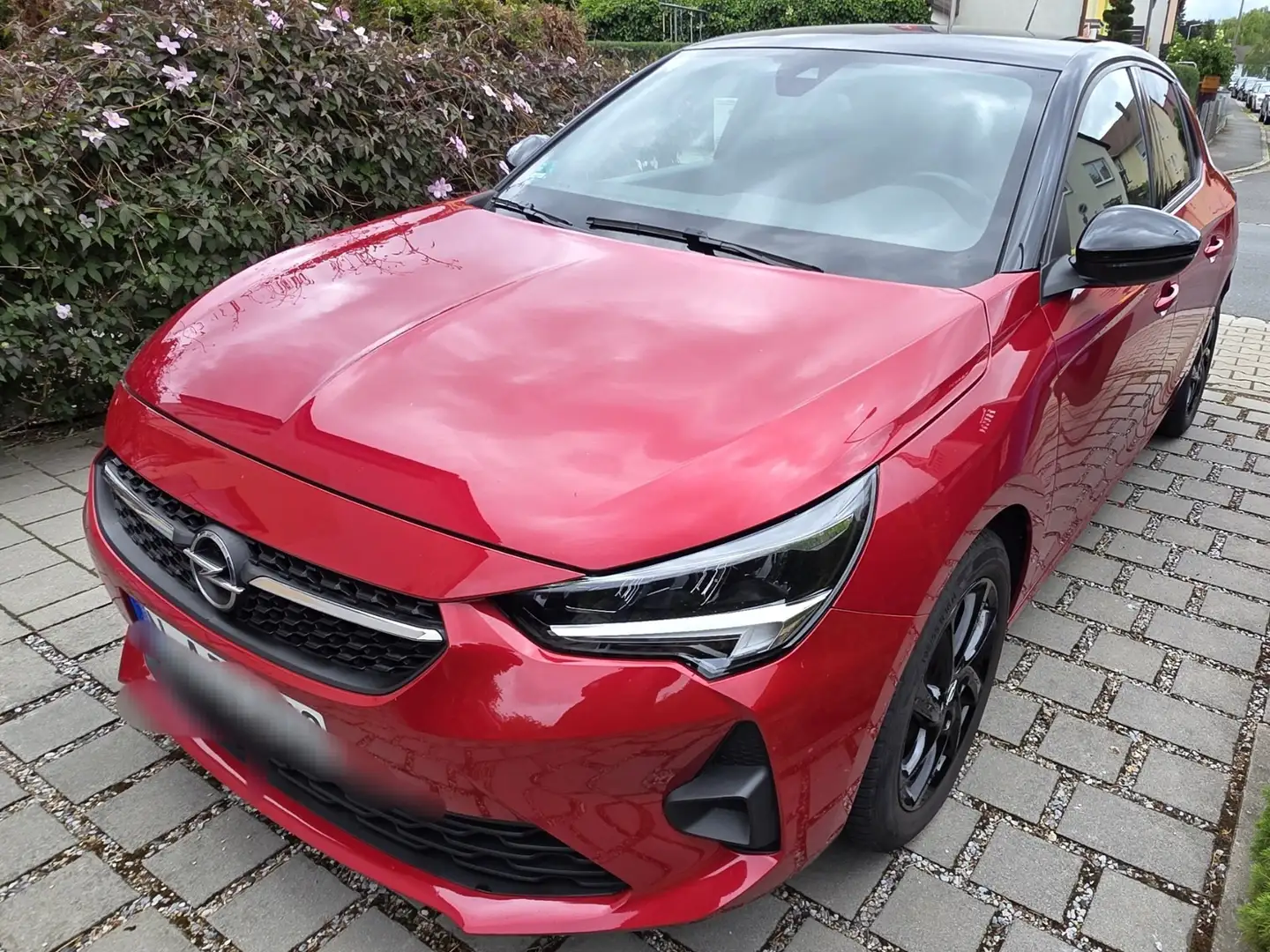 Opel Corsa GS Line Rot - 1