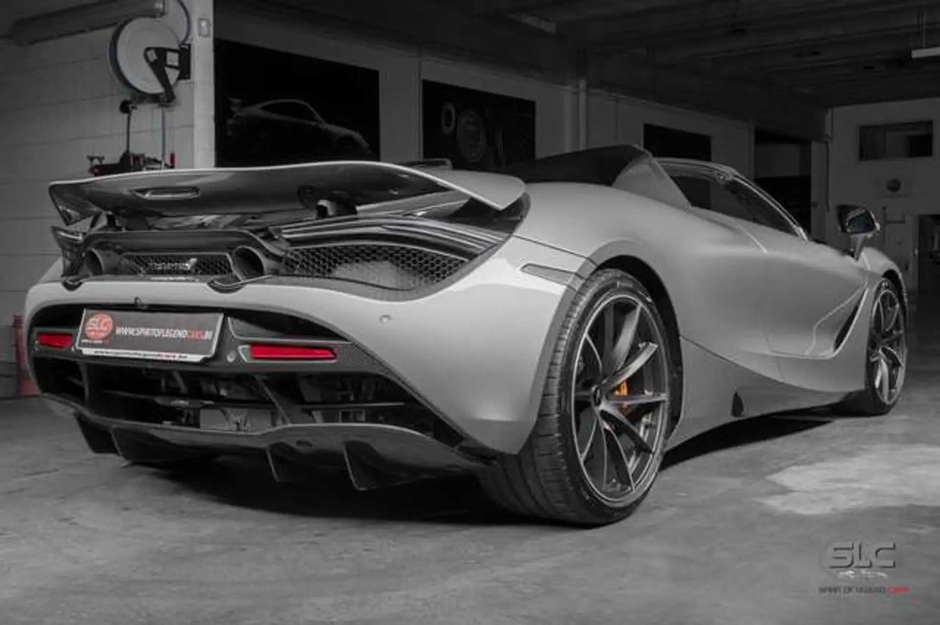 맥라렌 720S 720 Sport Spider 2019 은색 사진 4