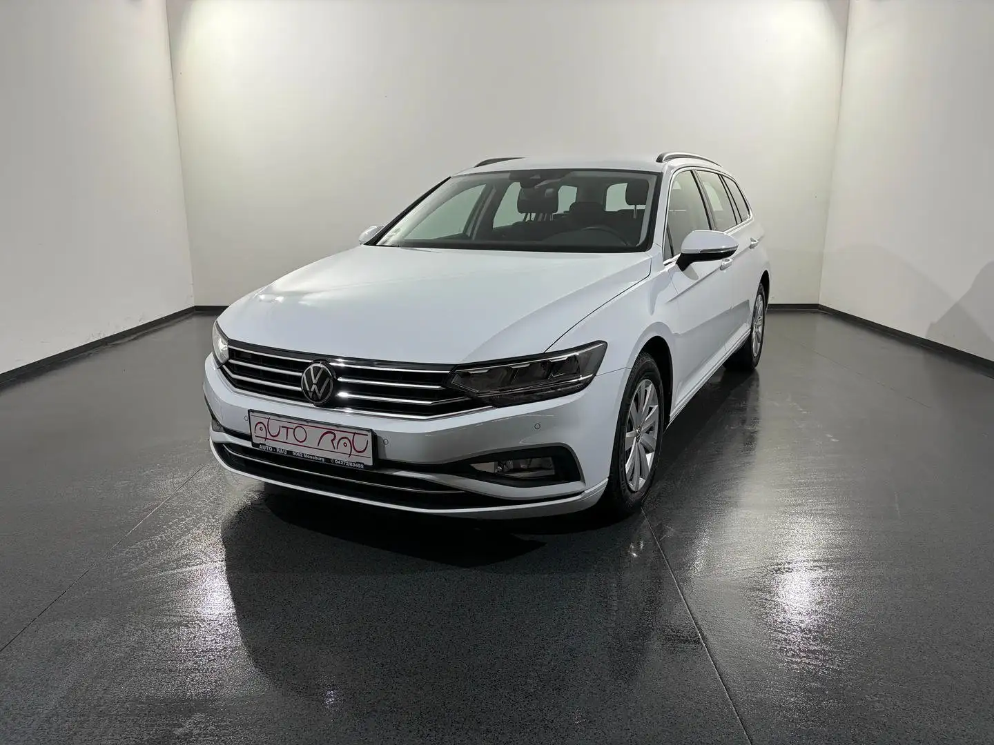 Volkswagen Passat Variant 2.0 TDI SCR Business DSG *AHK*360CAM*ACC* Weiß - 2