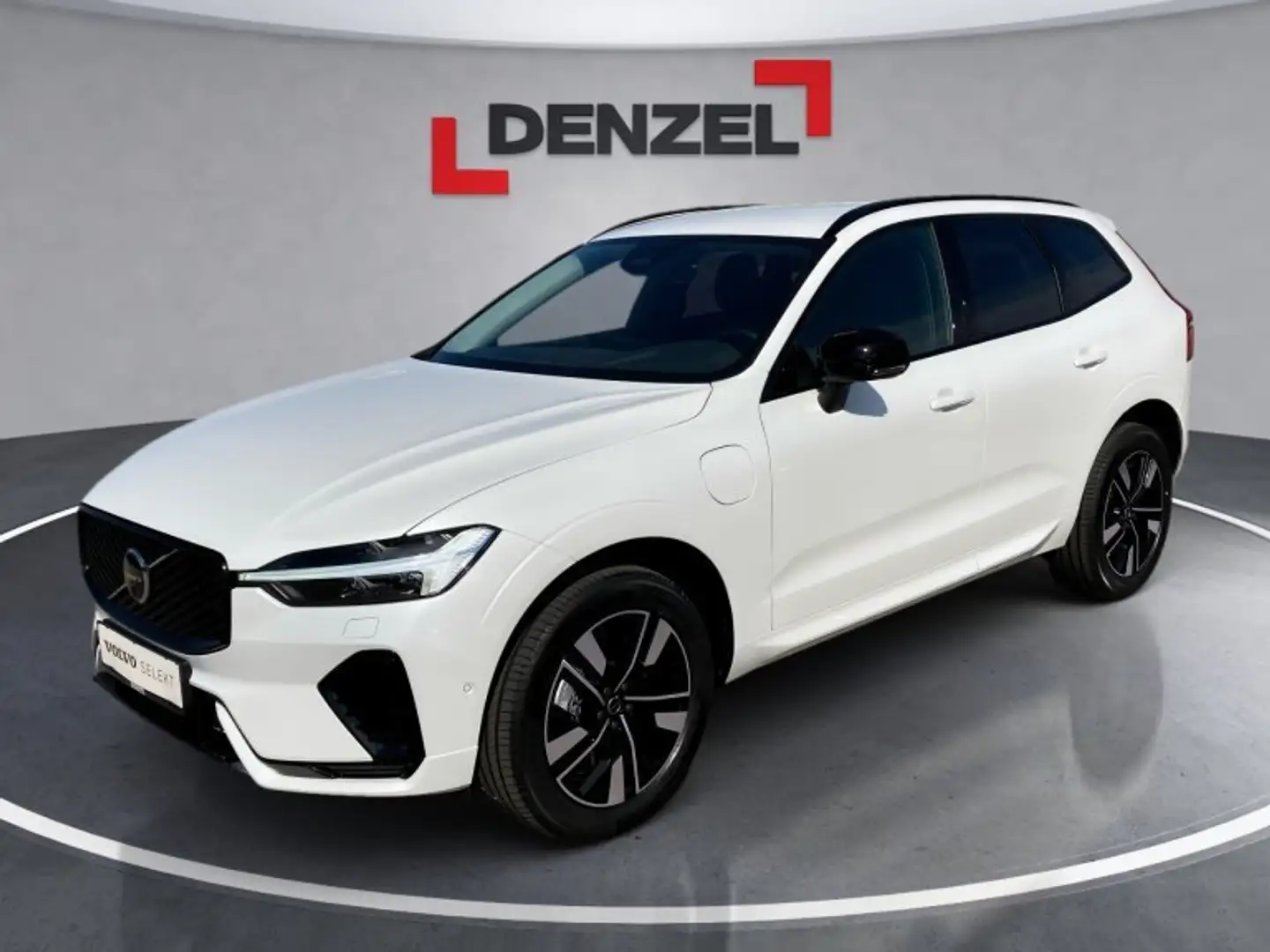 Volvo XC60 Plus, T6 eAWD Plug-in Hybrid, Elektrisch/Benzin, Dark Weiß - 1
