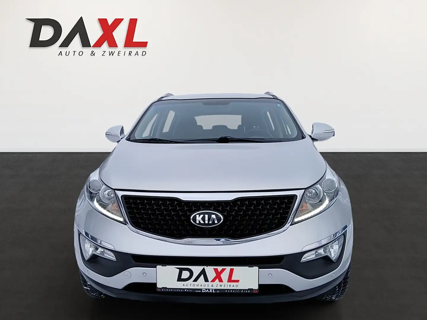 Kia Sportage Gold 1,7 CRDi 2WD Silber - 2