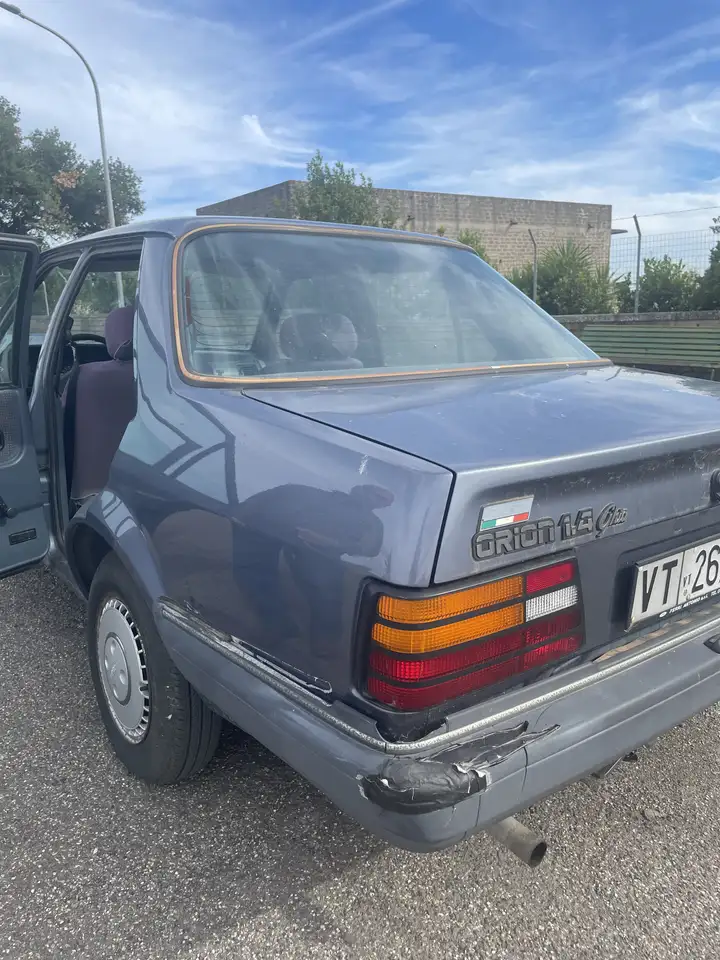 Ford Orion 1.4 Ghia 75cv 5m, foto 11