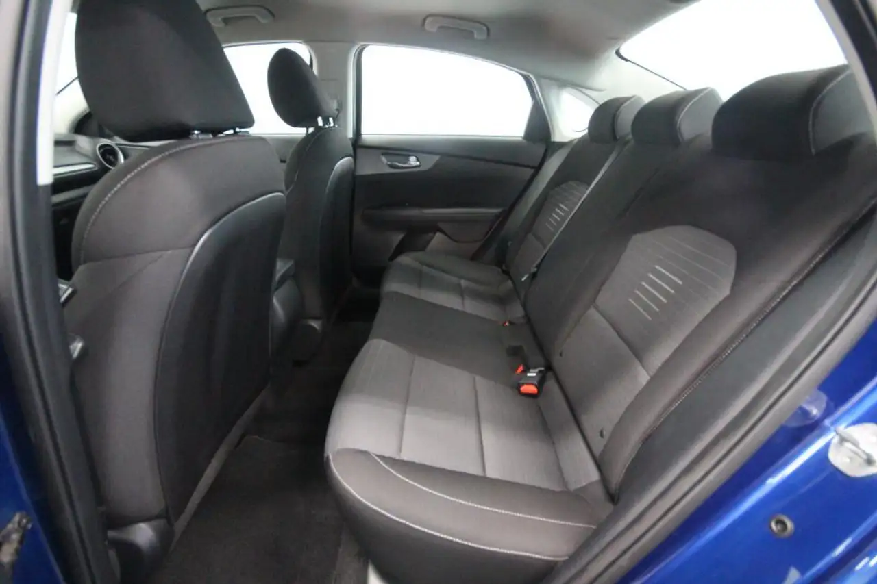 Kia Forte снимка Kia Forte