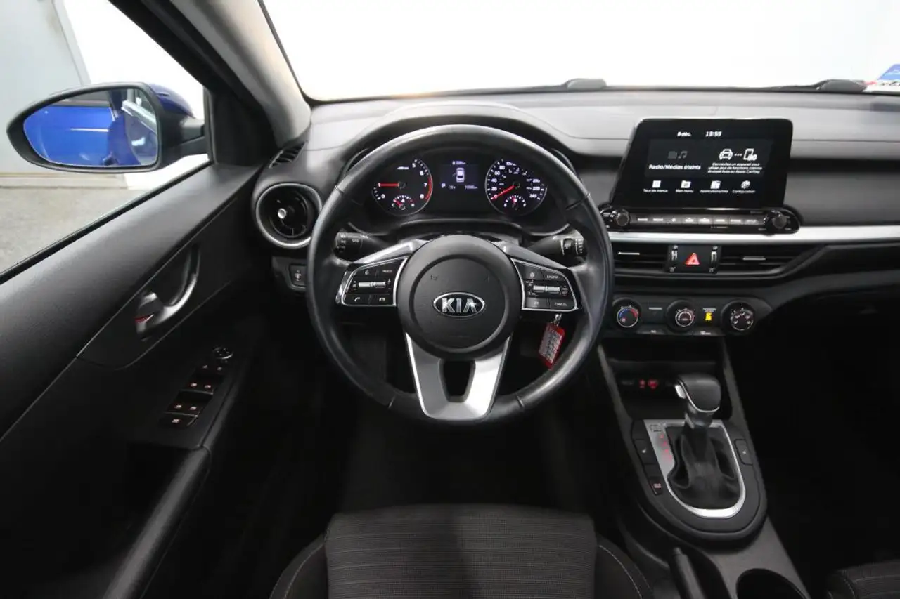 Kia Forte снимка Kia Forte
