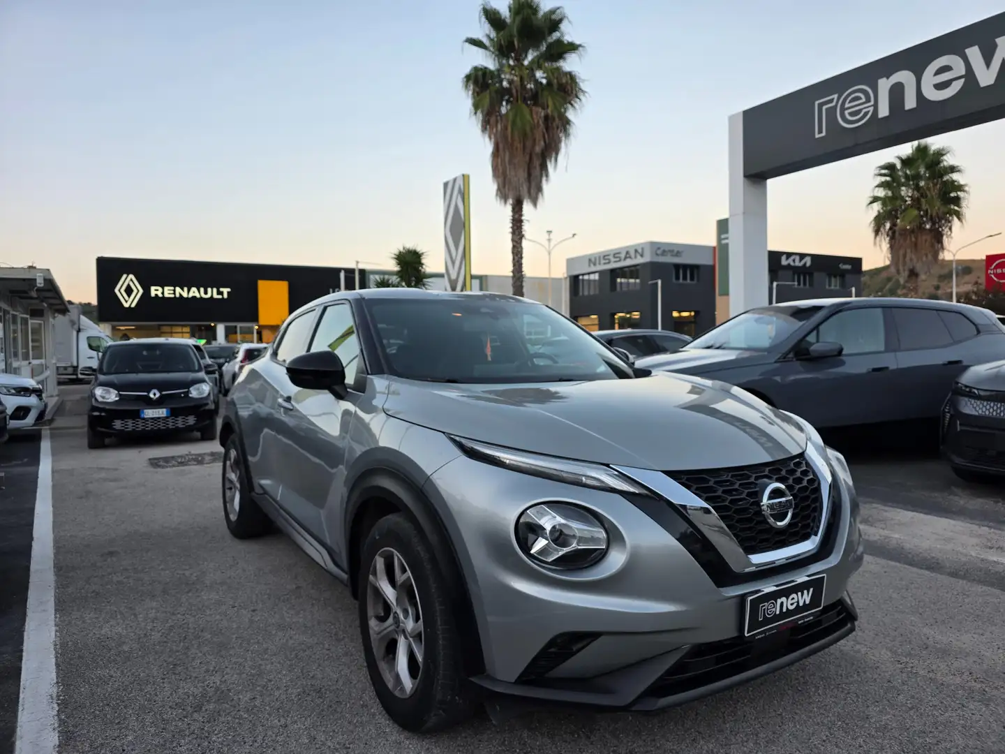 Nissan Juke Juke 1.0 dig-t N-Connecta 114cv Argento - 2
