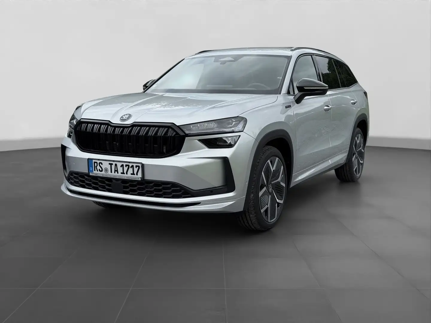 Skoda Kodiaq 2.0 TSI DSG 4x4 SPORTLINE NAVI LM20 Silber - 2