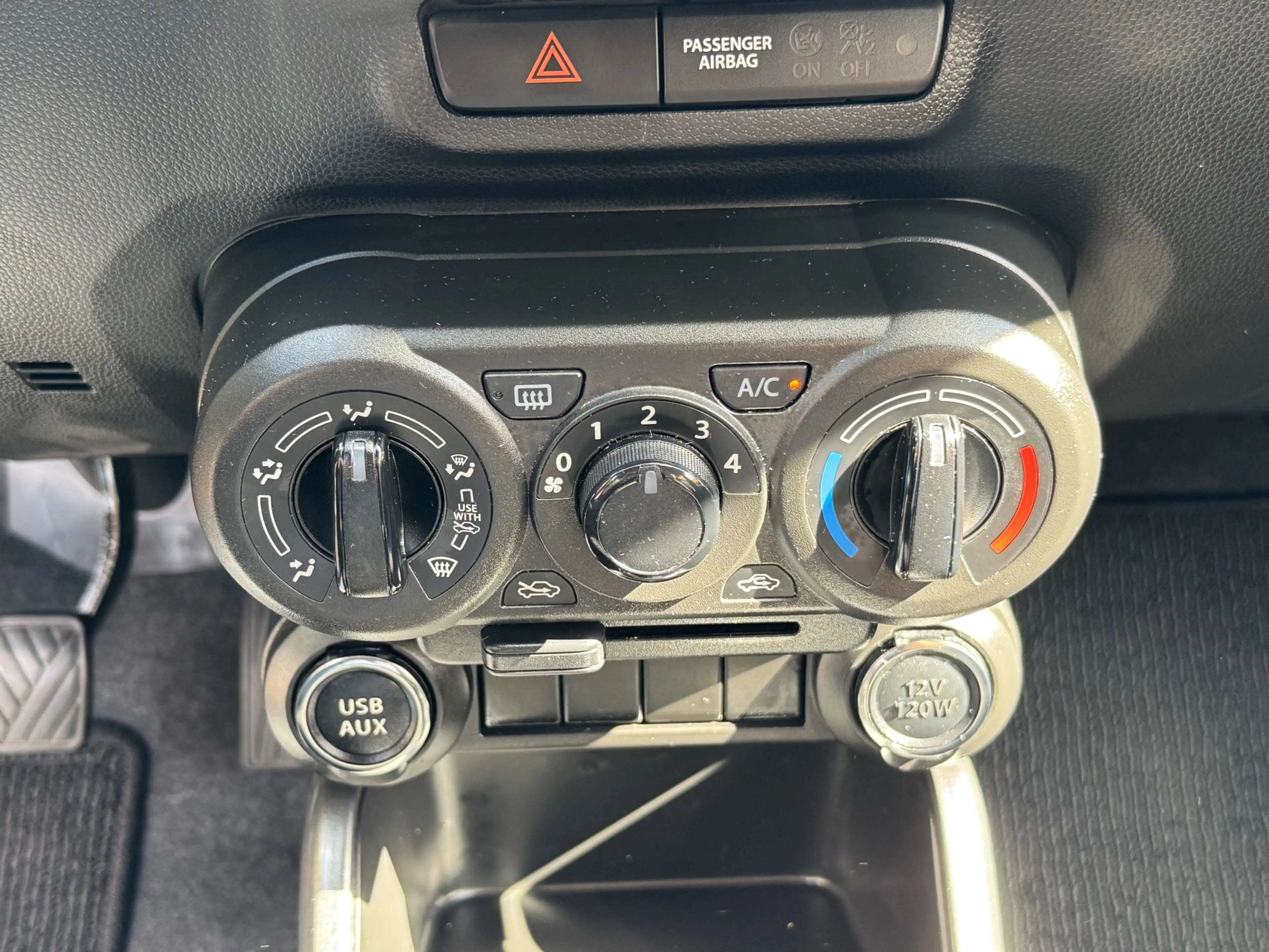 Suzuki Ignis 1.2 Smart Hybrid Comfort Airco — photo 8
