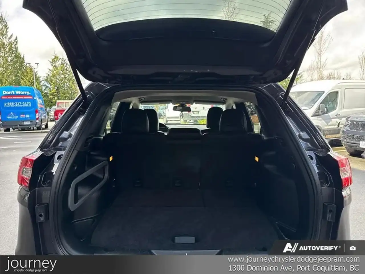 Jeep Cherokee снимка Jeep Cherokee